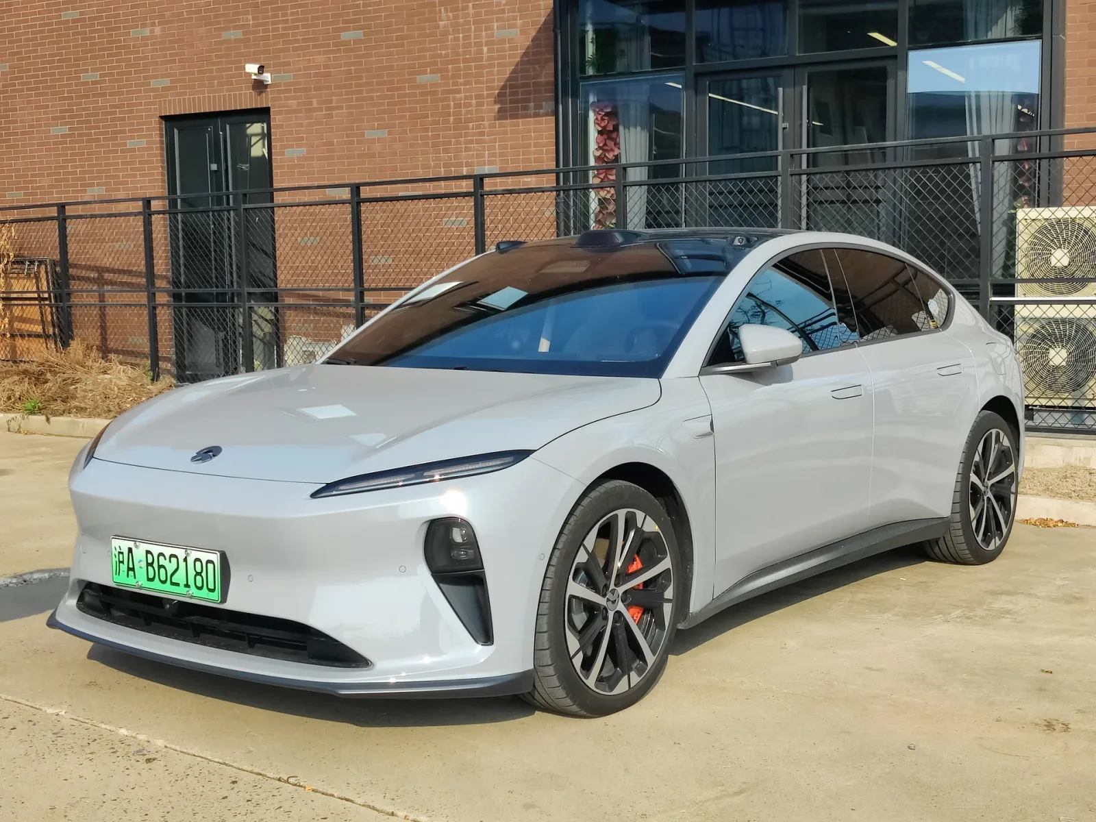 NIO ET5