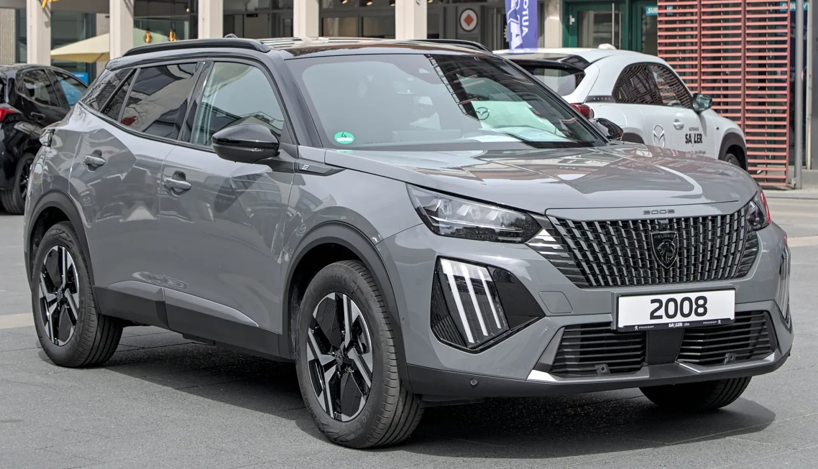 Peugeot E-2008