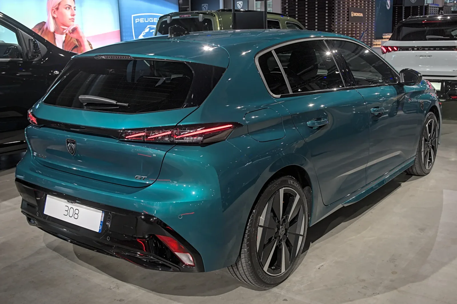 Peugeot E-308