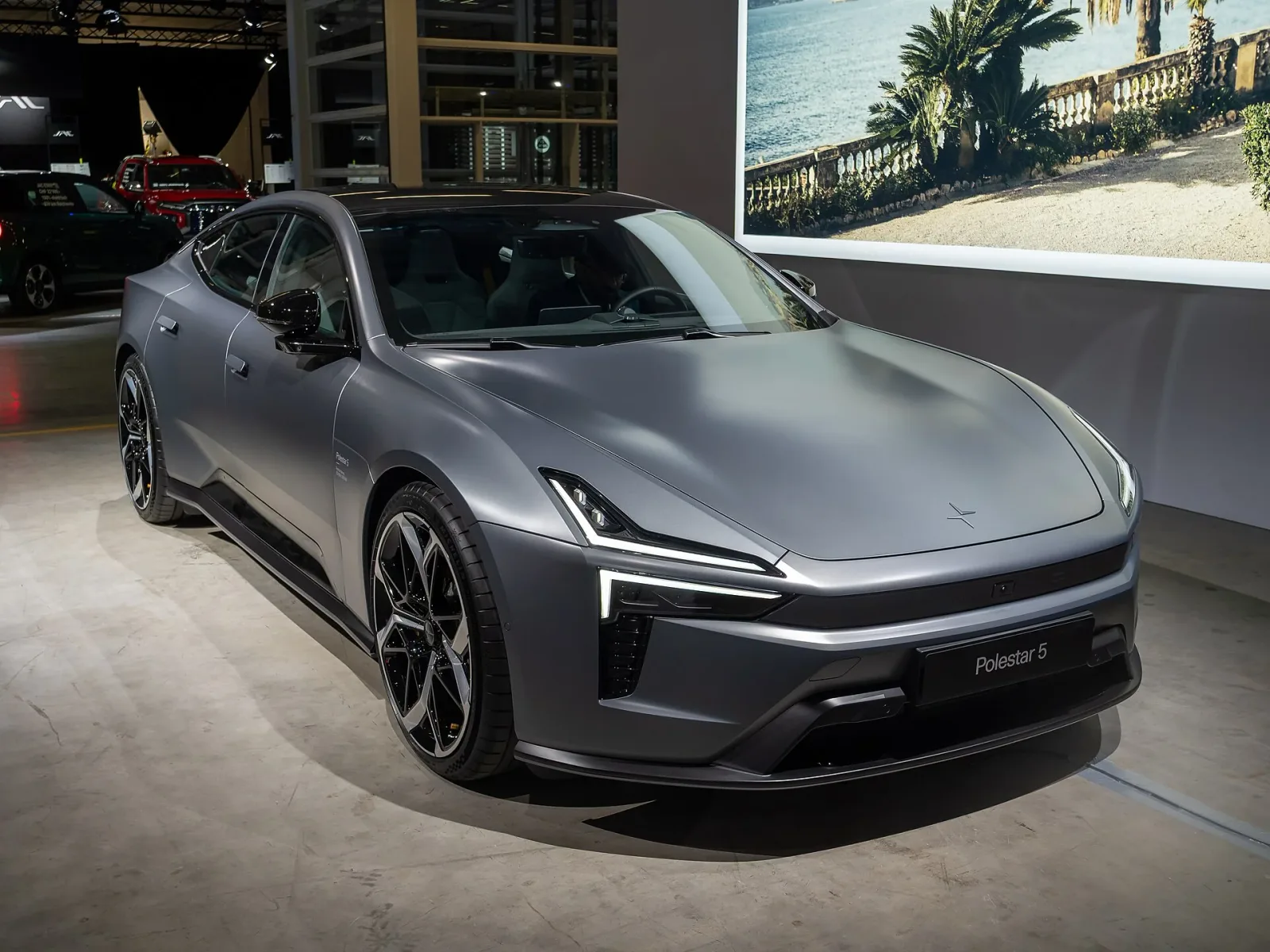 Exterior view of the 5.